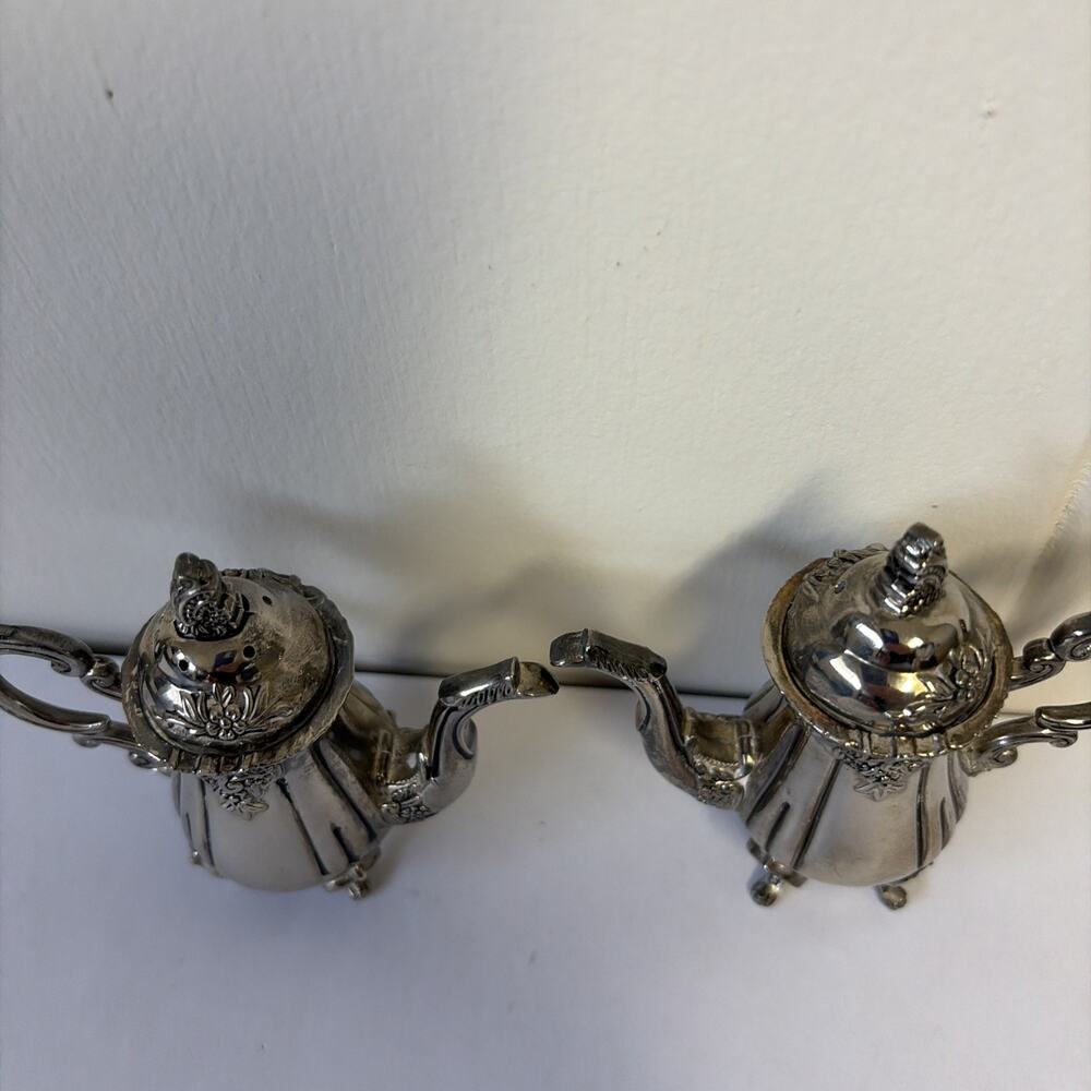 Vintage Godinger Miniature Tea Pot Silver Gallery Plated Salt & Pepper Shakers - Picture 4 of 10